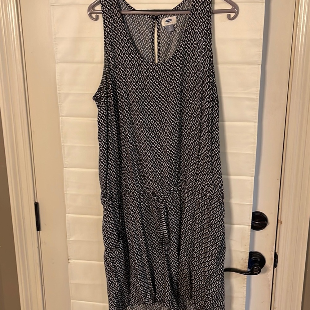 Black/pattern romper